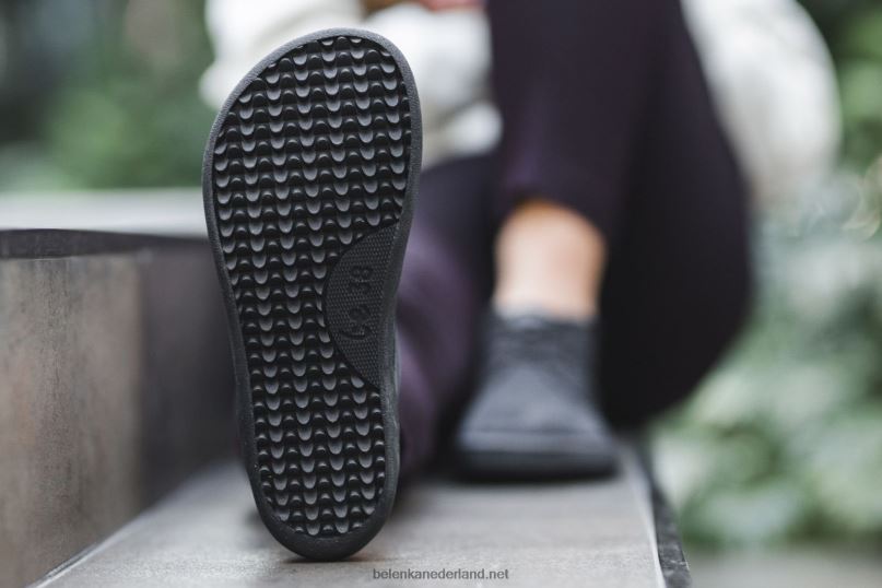 Heren Be Lenka schoenen op blote voeten glijden 08T6T72 geheel zwart mat