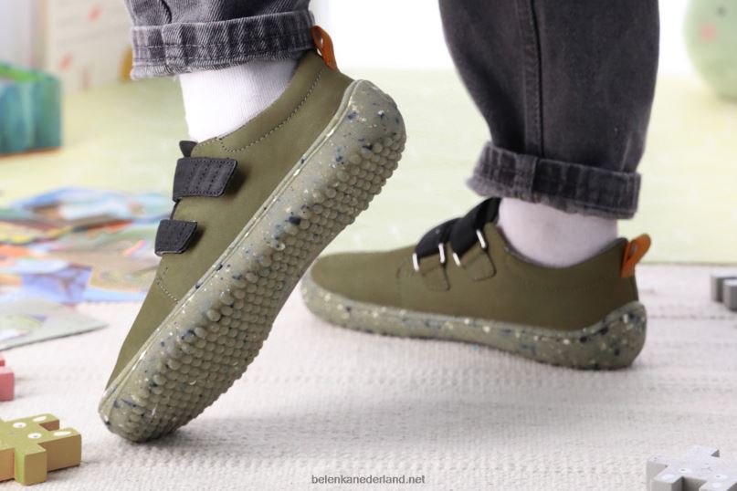 Be Lenka kinderen op blote voeten vrolijk 08T6T211 leger groen